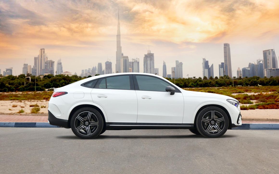 Mercedes Benz GLC200 Coupe White - image 5