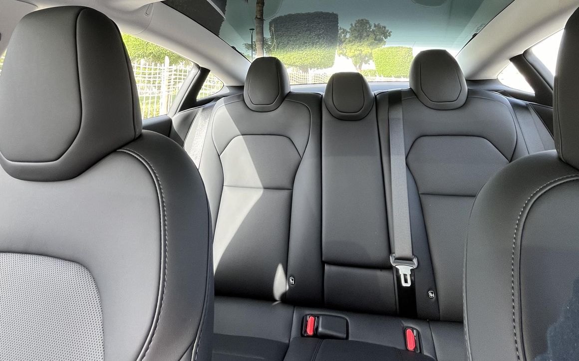 Tesla Model 3 - image 15