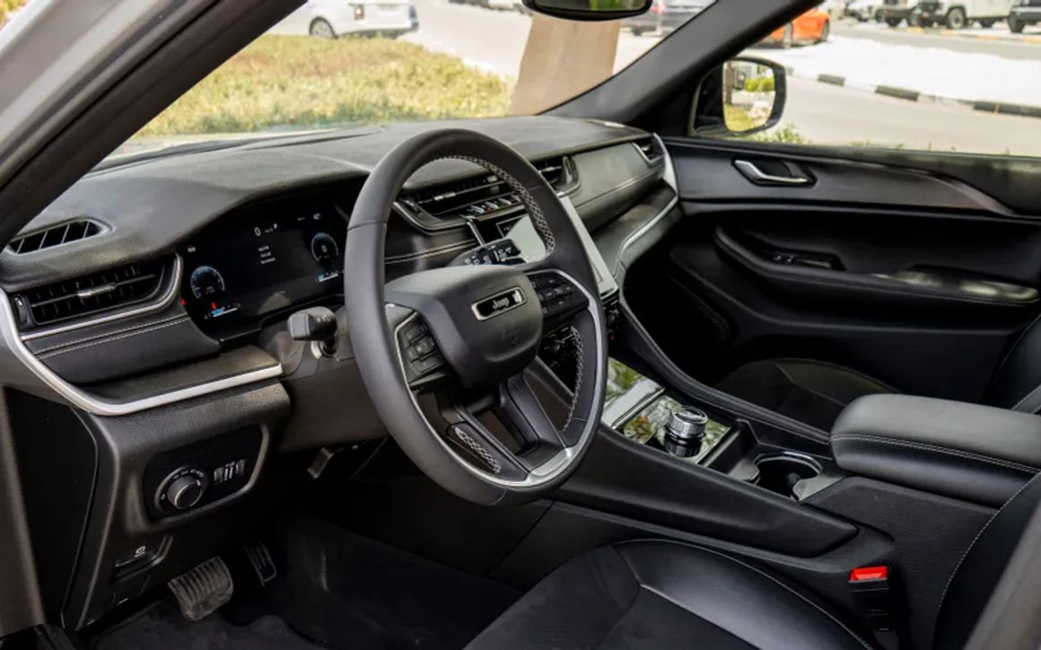 JEEP Grand Cherokee - image 9