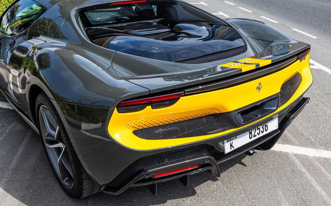 Ferrari 296 GTB Fiorano - image 9