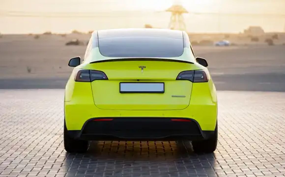 TESLA MODEL Y LONG - image 7