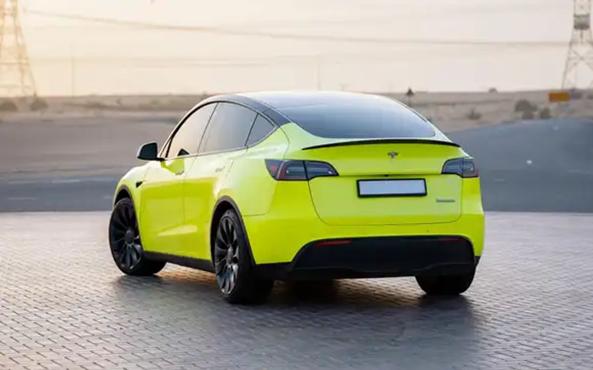 TESLA MODEL Y LONG - image 6