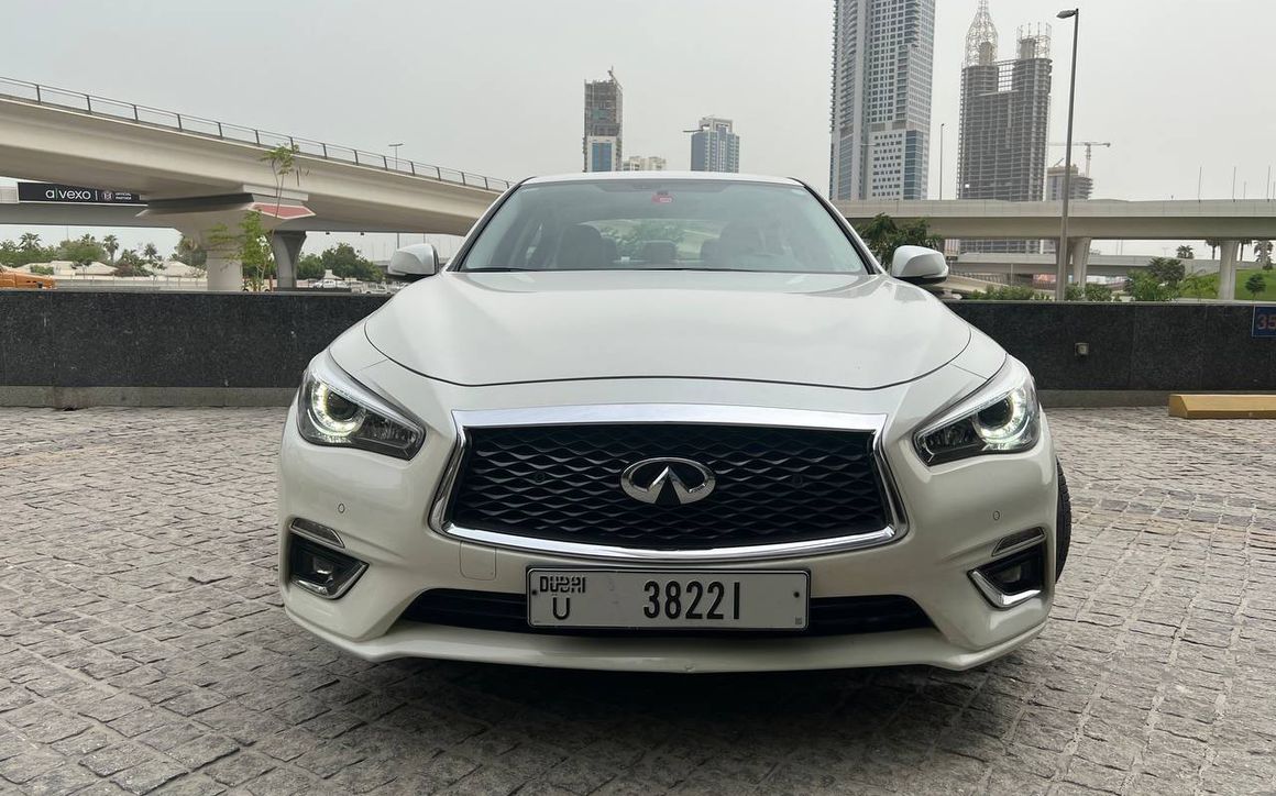 Infiniti Q50 - image 3