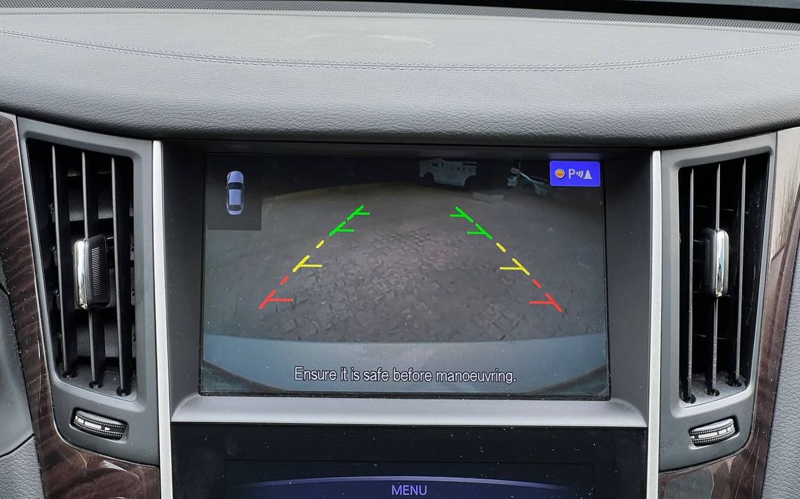 Infiniti Q50 - image 10