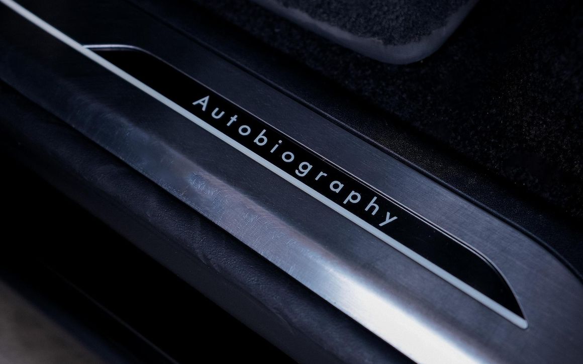 RANGE ROVER VOGUE AUTOBIO - image 6