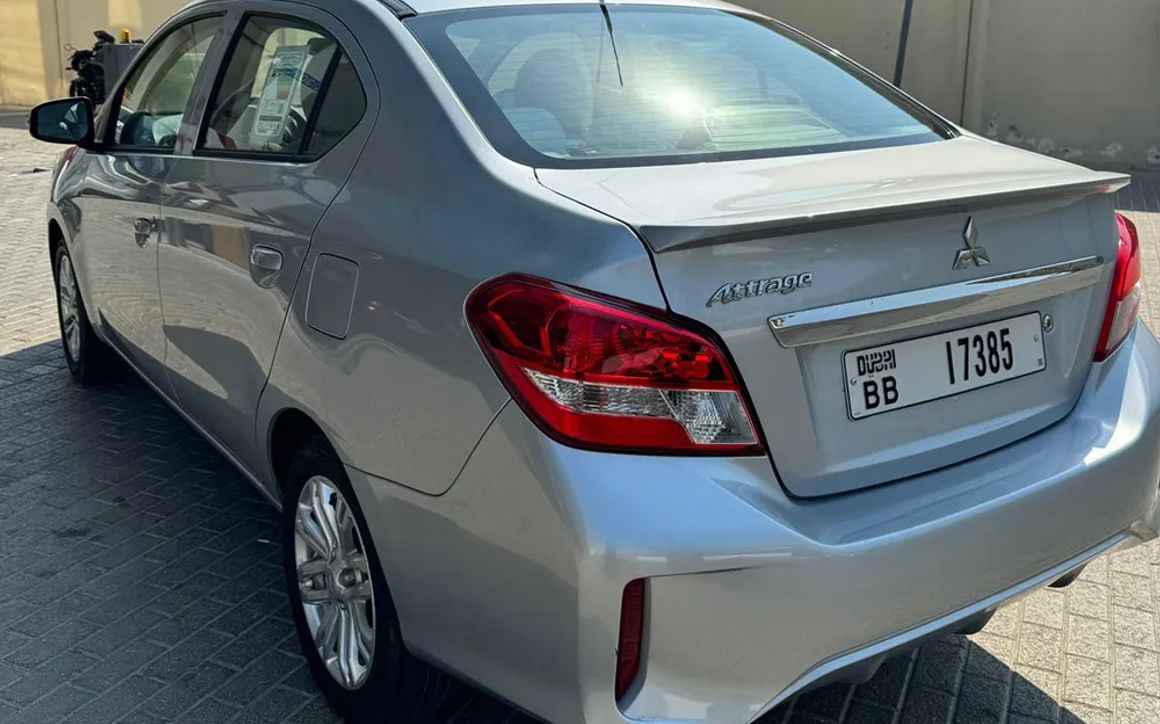 Mitsubishi Attrage - image 5