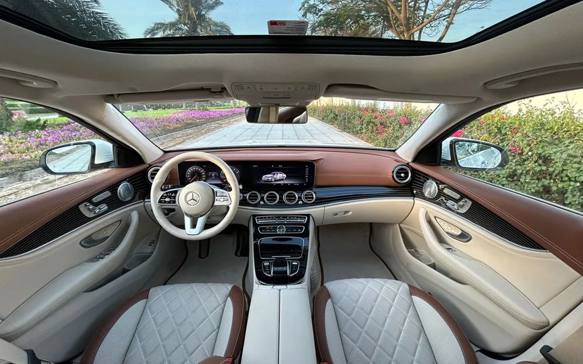 Mercedes-Benz E450 - image 9