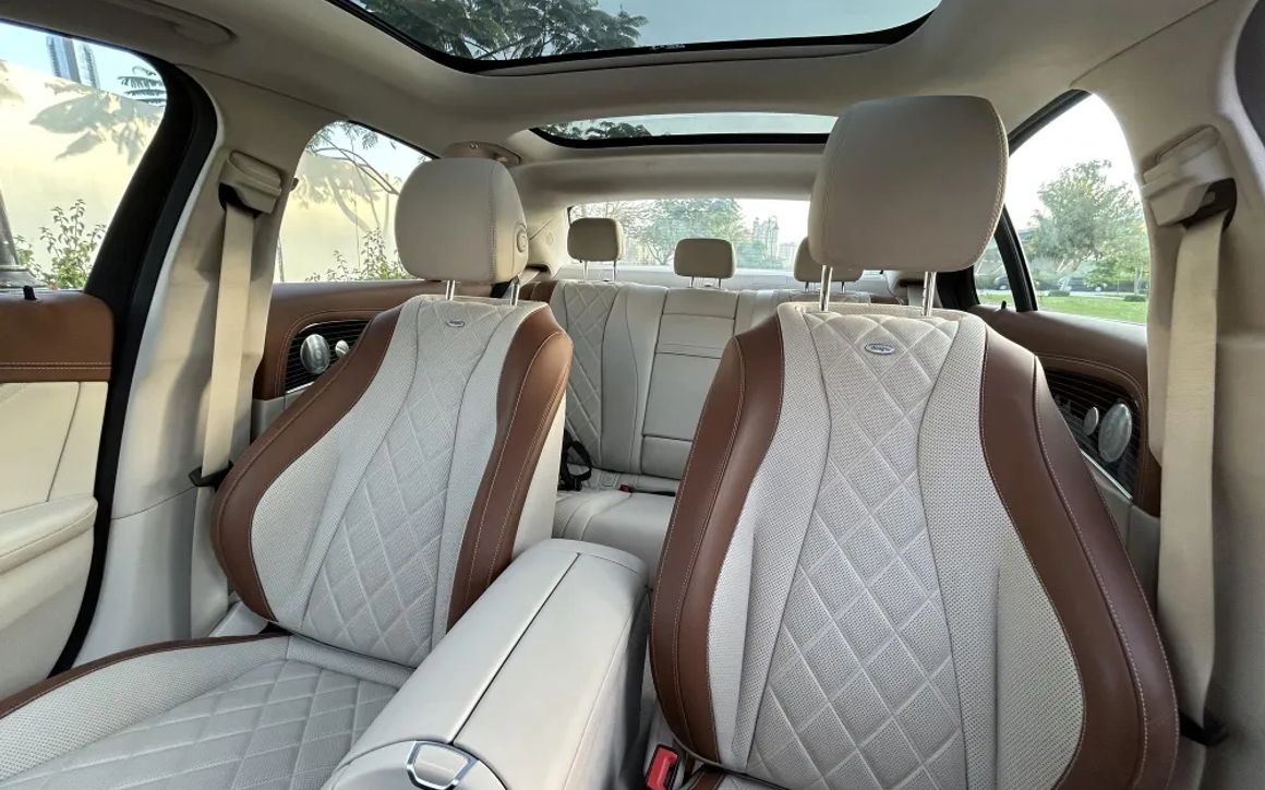 Mercedes-Benz E450 - image 11