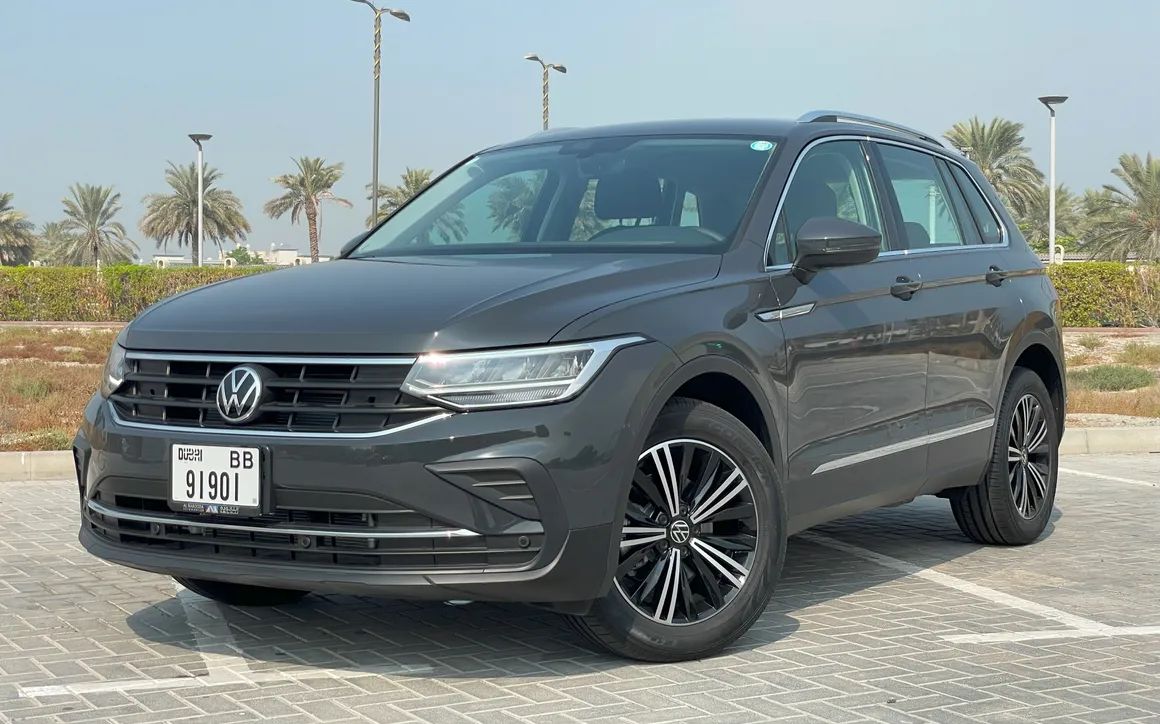 VOLKSWAGEN TIGUAN - image 1
