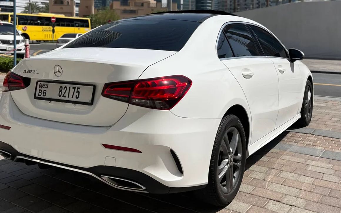 Mercedes A200L - image 5