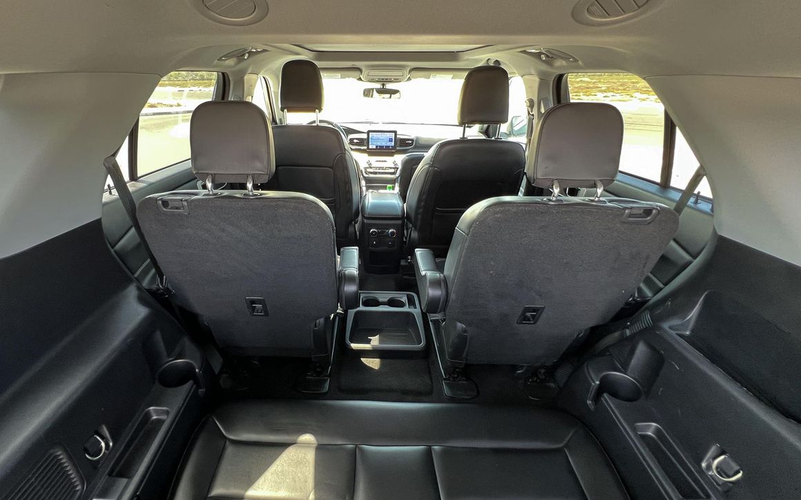 Ford Explorer - image 13