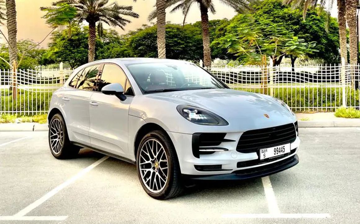 PORSCHE MACAN - image 2