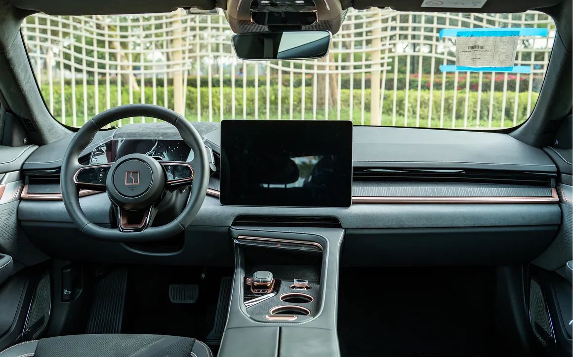 Zeekr 001 - image 10