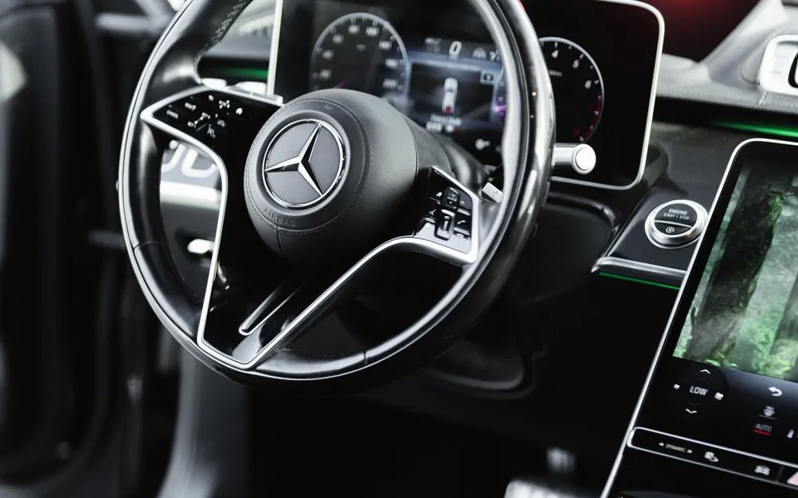 MERCEDES S500 - image 5
