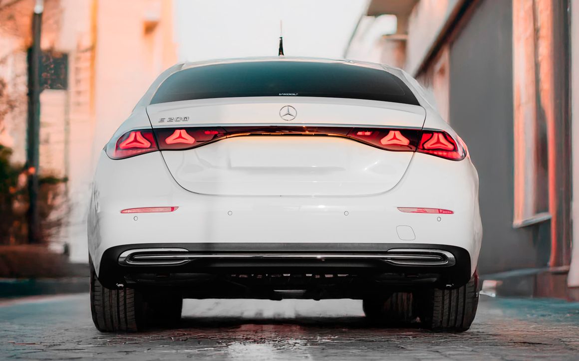 Mercedes E200 2025 - image 5