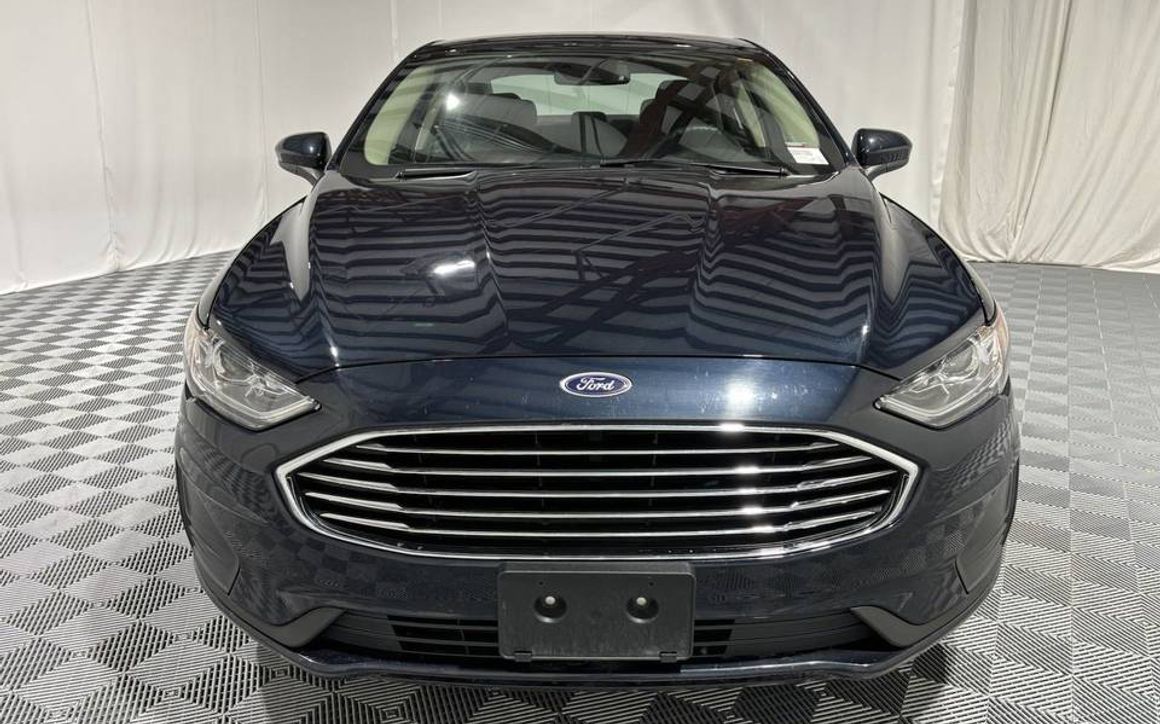 FORD FUSION - image 3