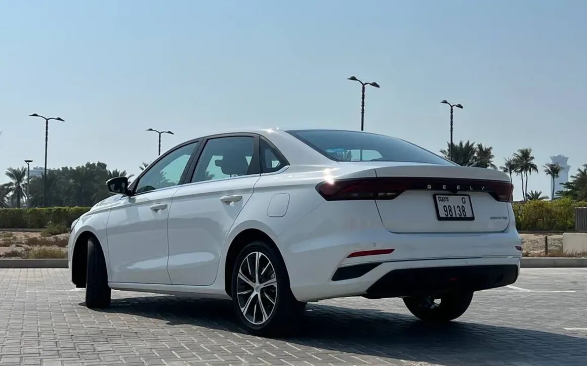 Geely Emgrand - image 5