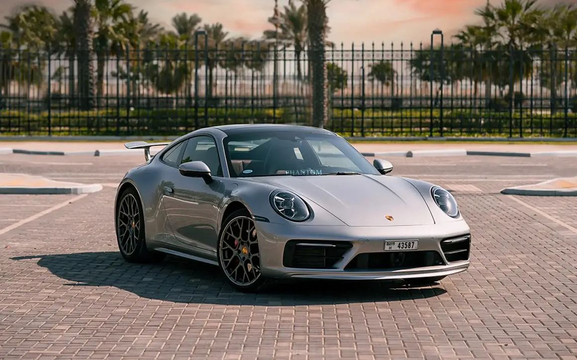 PORSCHE 911S - image 1