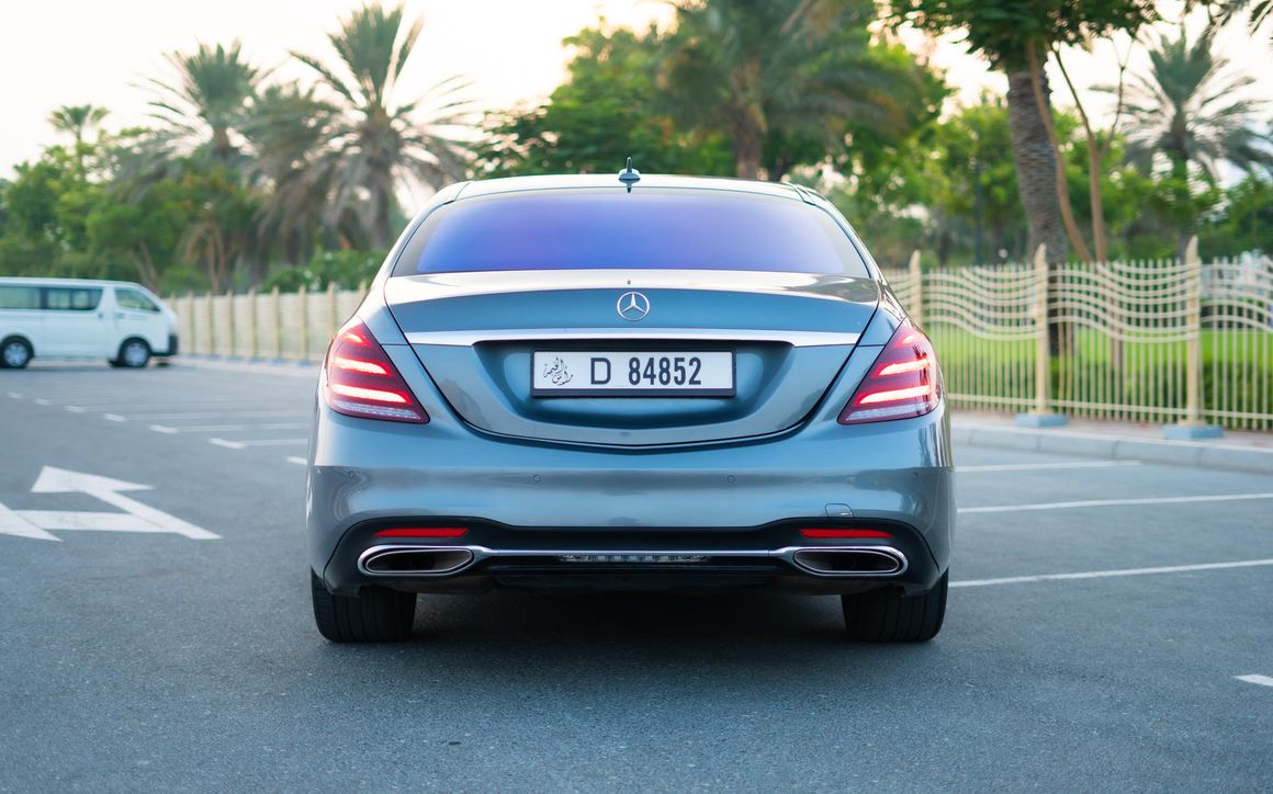 Mercedes S550 - image 8