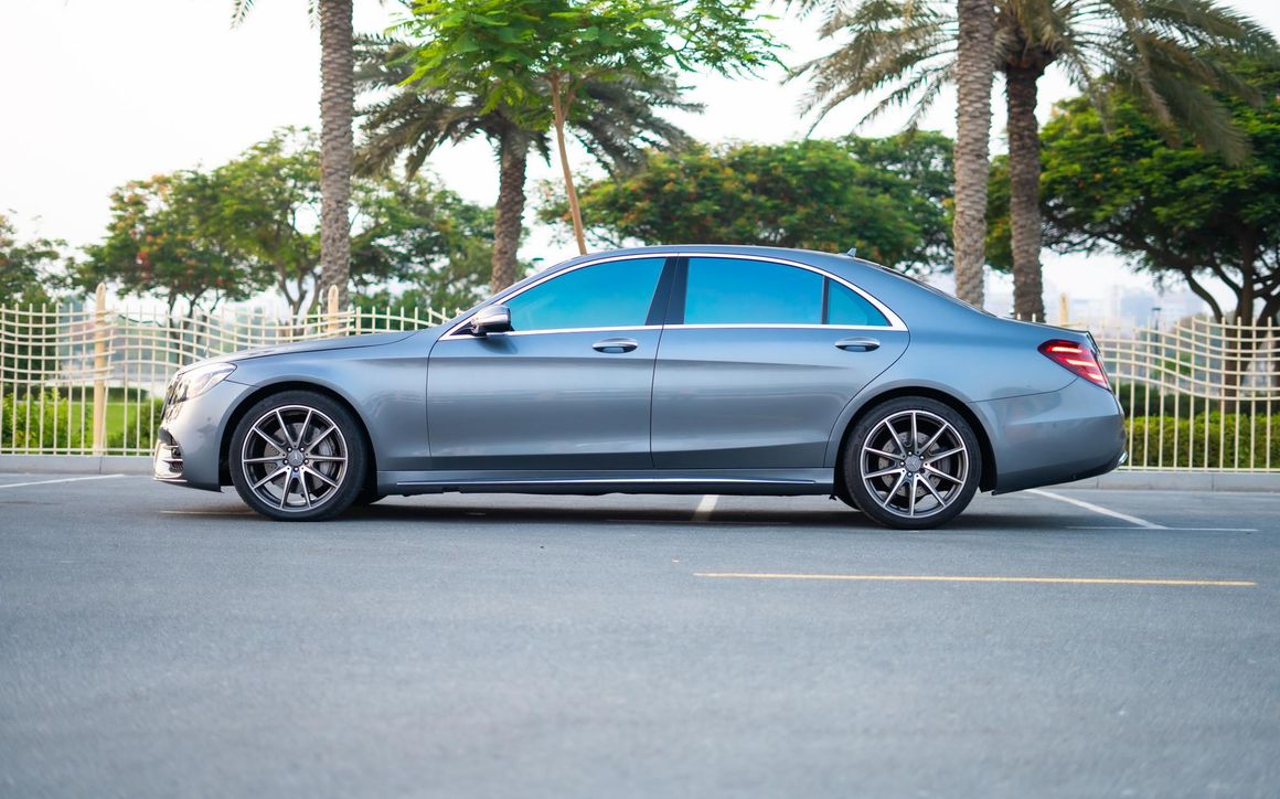 Mercedes S550 - image 2