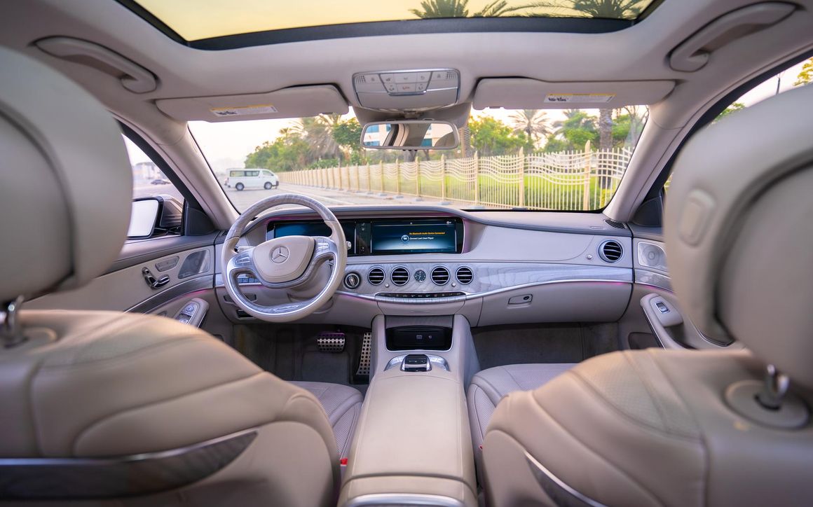 Mercedes S550 - image 18