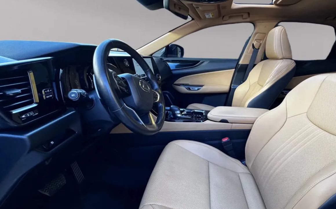 Lexus NX350 - image 5