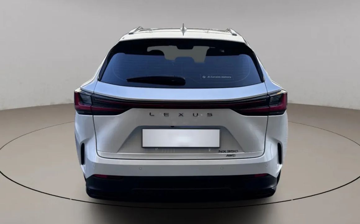 Lexus NX350 - image 4