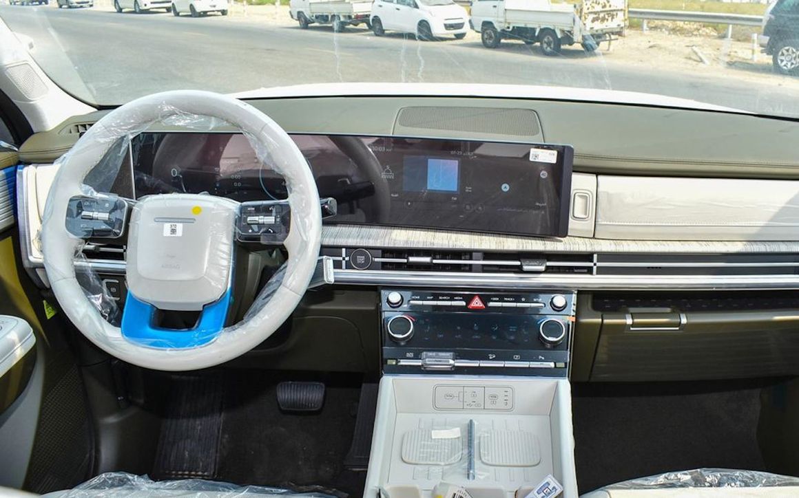 Hyundai Santa Fe - image 7