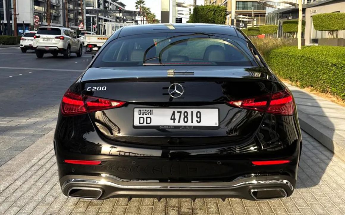 Mercedes C200 - image 4