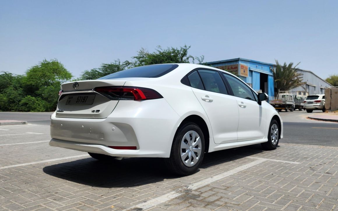 Toyota Corolla - image 4