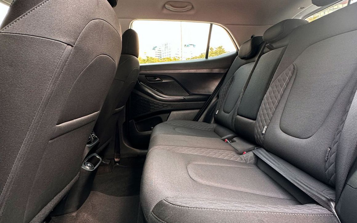 HYUNDAI CRETA - image 8