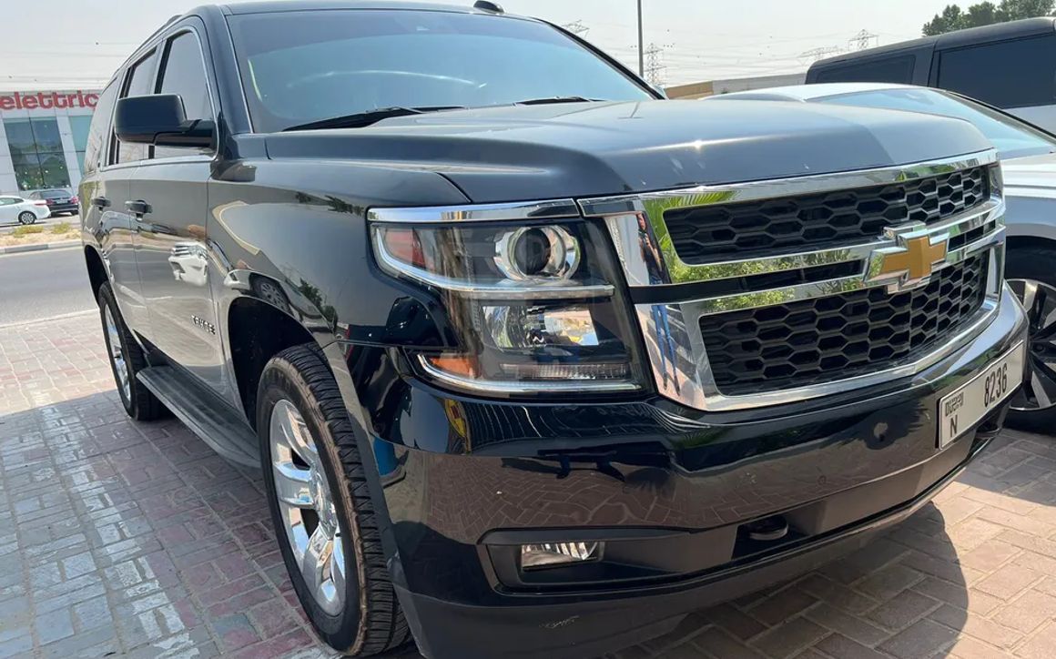 CHEVROLET Tahoe - image 2