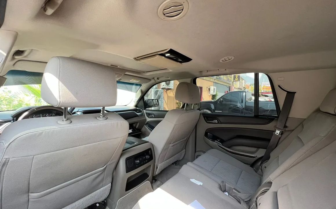 CHEVROLET Tahoe - image 6