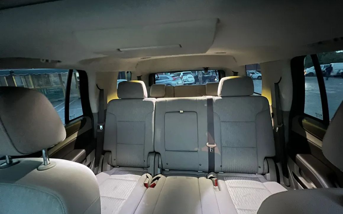 CHEVROLET Tahoe - image 5