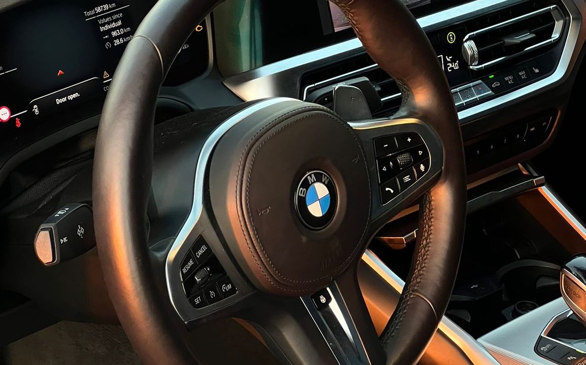 BMW 320 - image 8