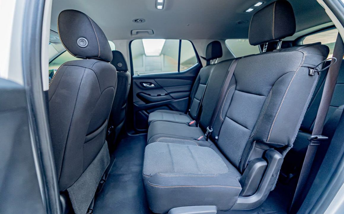 CHEVROLET TRAVERSE 2020 - image 8