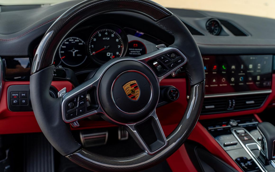 Porsche Cayenne GTS - image 12