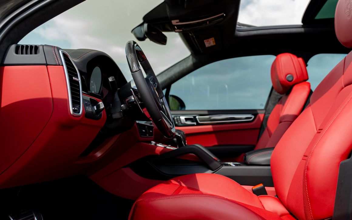Porsche Cayenne GTS - image 16