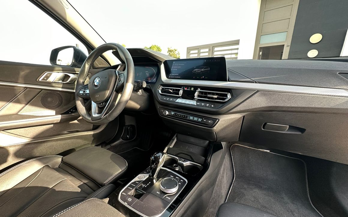 BMW 120i - image 5