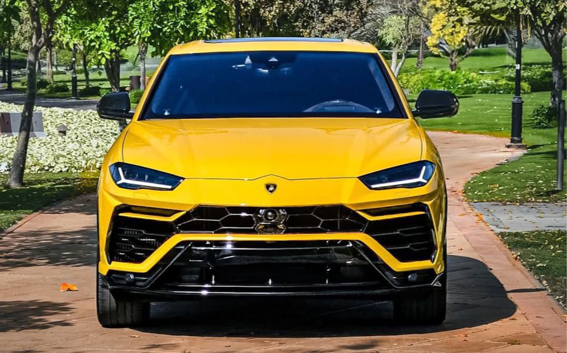 LAMBORGHINI URUS - image 2