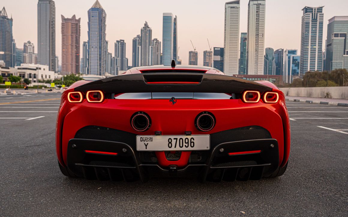 FERRARI SF90 STRADALE - image 3