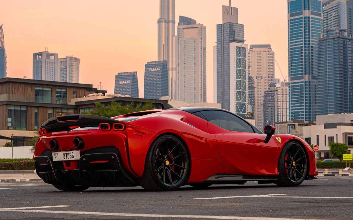 FERRARI SF90 STRADALE - image 4