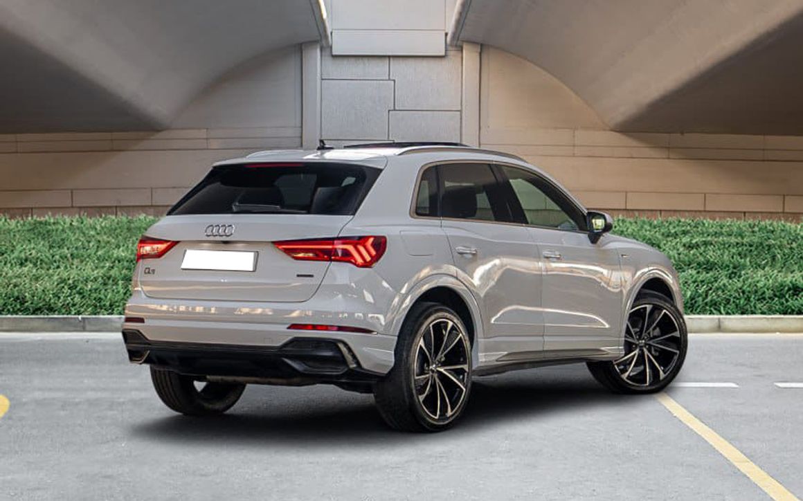 AUDI Q3 2021 - image 4
