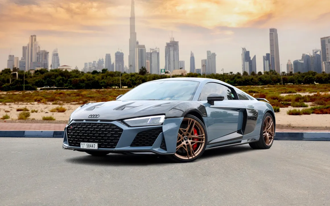 Audi R8 Sport V10 Blue - image 1