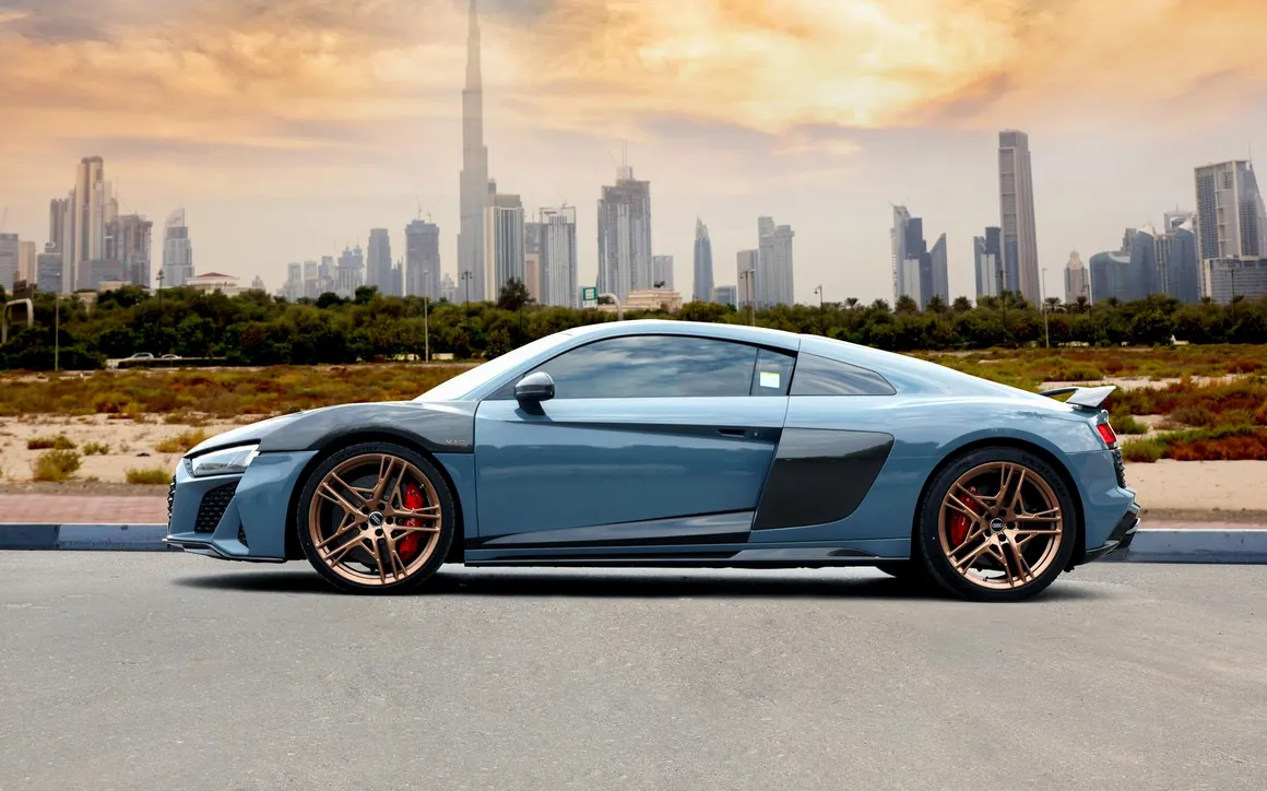 Audi R8 Sport V10 Blue - image 2