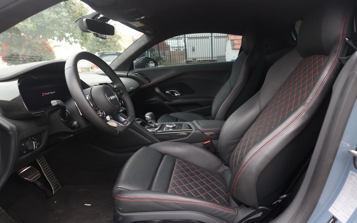 Audi R8 Sport V10 Blue - image 19