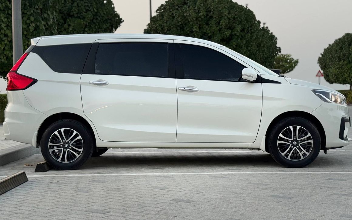 Suzuki Ertiga - image 4