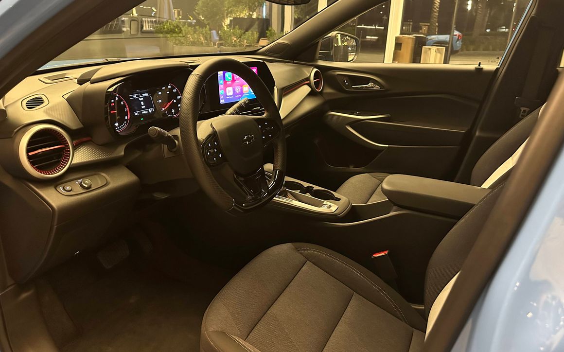 Chevrolet Trax (blue) - image 8