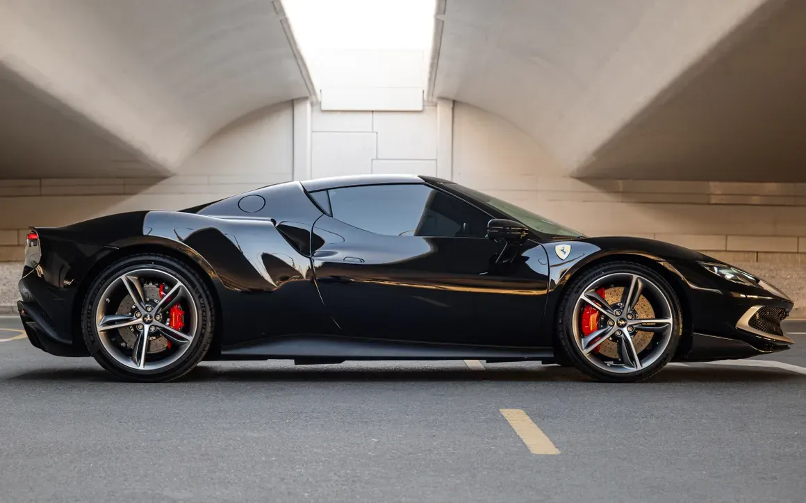 Ferrari 296 GTB 2024 - image 4