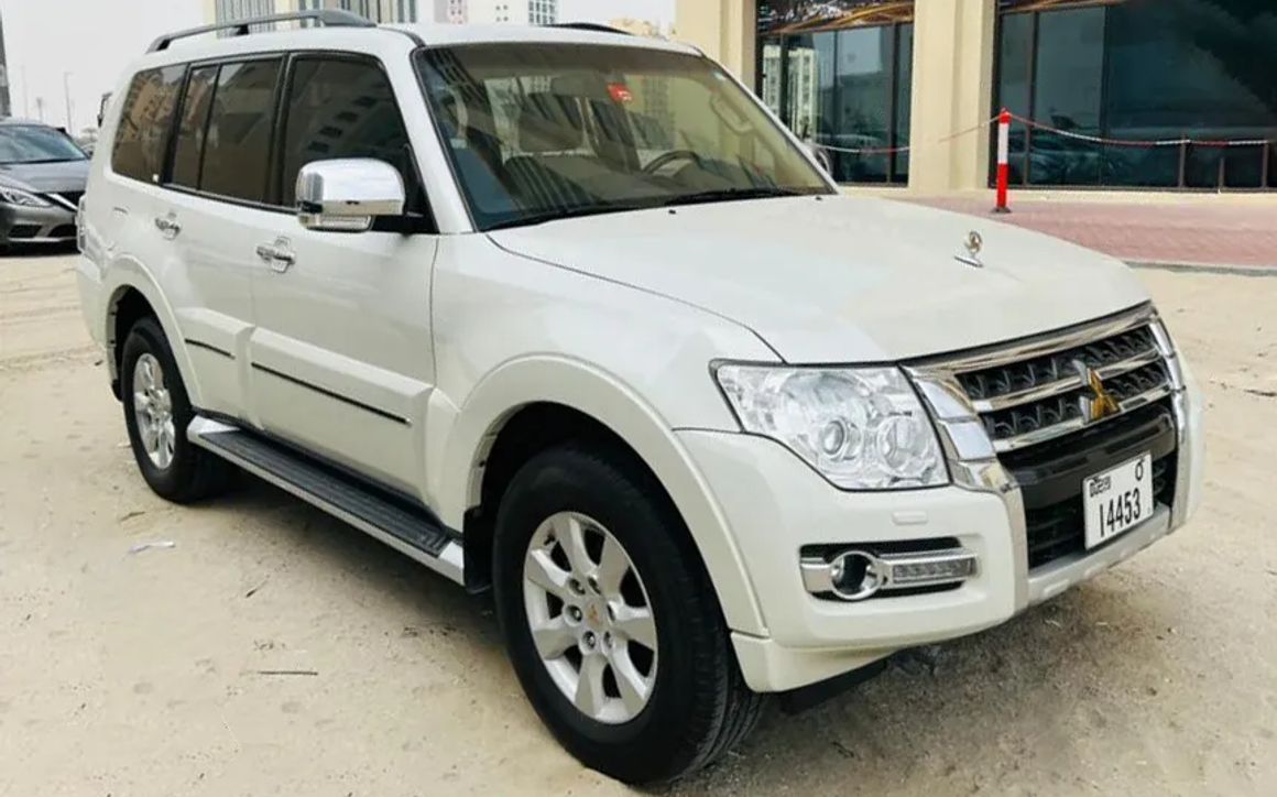 Mitsubishi Pajero - image 2